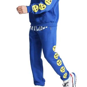 Chándal con estampado de algodón pesado para hombre, conjunto de pantalones de chándal apilados acampanados con logotipo personalizado y Sudadera con capucha para cuello con capucha de invierno - Product Image 5