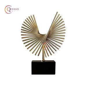 Escultura de metal fundido de aluminio de forma única, mesa de sombra antigua de latón, objeto decorativo hecho a mano y suministros de estatua - Product Image 2