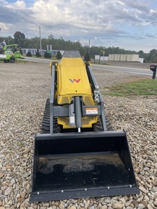 เครื่องจักรก่อสร้างขนาดกะทัดรัด JCB SM120 มินิสกิดสเตียร์ลอร์เดอร์ รถตักตีนตะขาบ บุ้งกี๋ขนาด 0.45 ลูกบาศก์เมตร เครื่องยนต์ดีเซล 75 กิโลวัตต์ รับประกัน 3 ปี - Product Image 6