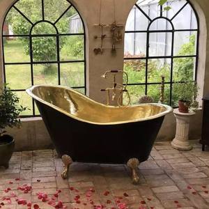 La baignoire en laiton offre une durabilité inégalée, restant solide pendant des décennies sans se déformer, ne se fissurer ni perdre sa solidité structurelle. - Product Image 4