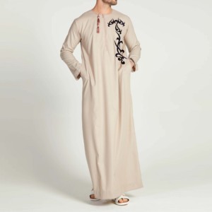 Nueva Llegada, Ropa Islámica Tradicional Personalizada, Bordado Simulado, 100% Algodón, Talla Grande, Thawb, Caftán, Jubba, Jellabiya para Hombre - Product Image 6