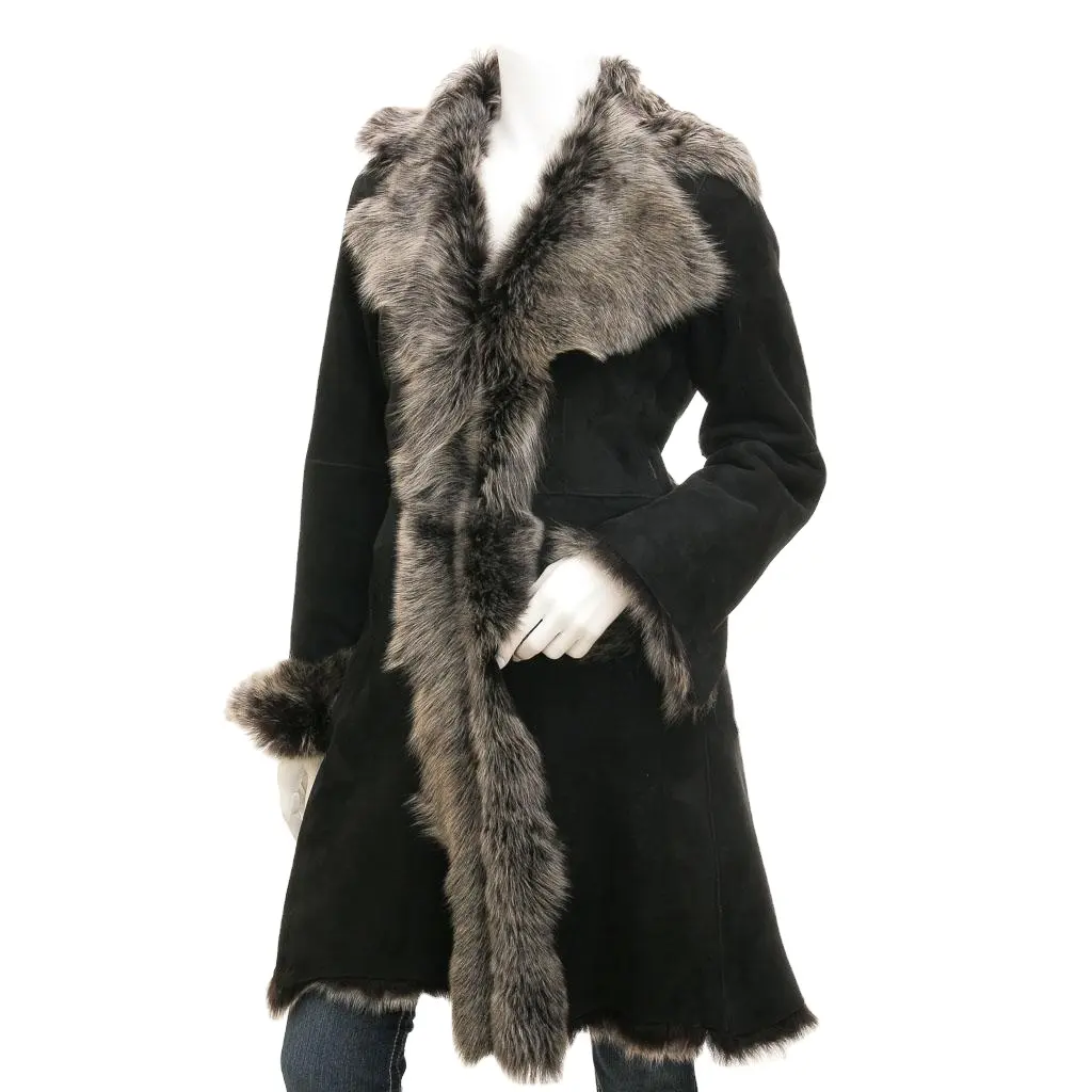 シックなスタイルのファッショナブルな通気性のあるシアーリングレザートスカーナシープスキンファーコート女性用暖かい冬の服ジャケット女性用