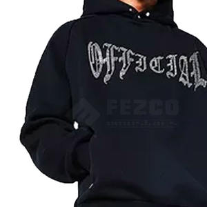 Ensemble de survêtements streetwear 2 pièces pour hommes, 100 % coton respirant, avec capuche et motif imprimé numérique personnalisé entièrement orné de strass, OEM - Product Image 5