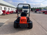 Tondeuse autoportée commerciale sans fil Kubota ZD1211 de 42 pouces à braquage zéro pour jardins et pelouses