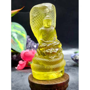 Citrine Bouddha en ornement sculpté par un serpent : un chef-d'œuvre de protection, d'abondance et de force spirituelle - Product Image 2