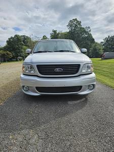 Ford F-150 SVT Lightning 2001 Usada en Perfectas Condiciones, Motor V8 Supercargado, Caja Flare-side, Mayormente en Excelente Estado - Product Image 4