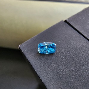 Diamante suelto de 0.505 quilates, corte radiante, cultivado en laboratorio CVD, relleno, de alta calidad, certificado IGI, con una brillantez excepcional. - Product Image 2
