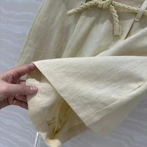 Nuevos pantalones cortos de lino de cintura alta con diseño de cinturón tejido simple de moda - Product Image 4