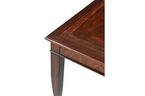 Artisanat et élégance intemporelle |   Pièce d'ameublement de salle à manger élégante et sélectionnée - Product Image 3