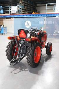 Nouveau modèle 2022 pour mini-tracteur A211N, moteur diesel Euro V, 4x4, 21 CV, haute productivité avec boîte de vitesses et pompe à roulement - Product Image 2