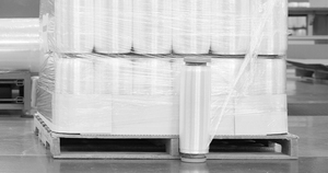 High Quality LLDPE Cast Hand Stretch Film Transparent <b>Pallet</b> PE Stretch Film PE Stretch Film <b>Pallet</b> <b>Shrink</b> Packaging Printing - Product Image 5