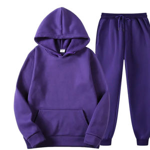 Venta al por mayor de chándal de poliéster de ajuste regular de longitud completa conjunto para hombres con logotipo personalizado gimnasio ropa deportiva entrenamiento chándal - Product Image 1