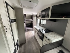 Usado, 2021, J-a-y-c-o Jay Feather X213, listo para vender - Product Image 2