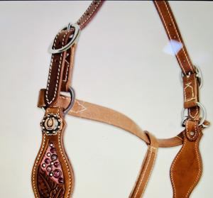 Équipement d'équitation anglais de qualité supérieure Fine pierre rose sculptée à la main cuivre plaqué tête cuir licou en gros pour chevaux - Product Image 1