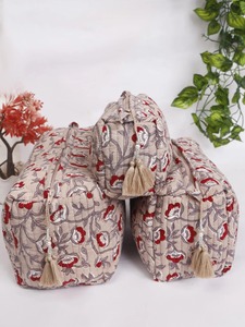 Bolsas de maquillaje resistentes al agua con cremallera ecológica acolchada de algodón con estampado de bloques bohemios extravagantes para estuche cosmético único - Product Image 5