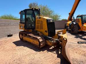 Topadora Caterpillar D3K2 XL Usada del 2022 - Product Image 6