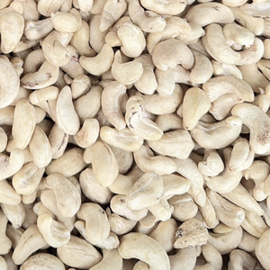 Noix de cajou crues de haute qualité en coque W240 450 Sw Santigo Factory Vietnam Emballage personnalisé - Product Image 1