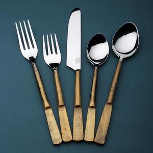 Ensemble de couverts anciens en laiton forgé à la main en acier inoxydable 304 de qualité alimentaire fait à la main cuillère élégante fourchette couteau à dîner dernière conception - Product Image 5