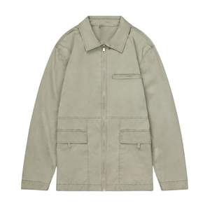 Veste utilitaire délavée pour hommes gris vert coupe décontractée vêtements d'extérieur à fermeture éclair avec poches utilitaires à finition délavée et ourlet propre - Product Image 5