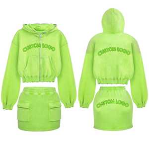 Ensemble deux pièces pour femme avec logo personnalisé, sweat à capuche à manches courtes et jupe, 100% coton, streetwear décontracté et confortable - Product Image 2