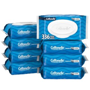 ผ้าเช็ดทำความสะอาด Cottonelle Fresh Feel แบบใช้แล้วทิ้งได้, ผ้าเช็ดทำความสะอาดสำหรับผู้ใหญ่, 8 แพ็คแบบฝาพับ, 42 แผ่นต่อแพ็ค (รวม 336 แผ่น) - Product Image 2