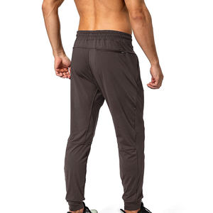 Pantalon de jogging taille haute léger de couleur personnalisée en gros pour hommes tenue décontracté bon marché OEM services disponibles Pakistan - Product Image 4