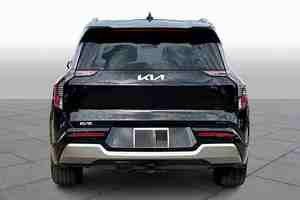 Vehículo Usado 2024 EV9 Land AWD en Excelentes Condiciones, Asientos de Cuero, Cámara Trasera, Volante a la Izquierda, Sin Accidentes - Product Image 3