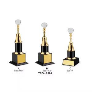 Trofeo de bola de cristal de rey corporativo de calidad superior para trofeo de liderazgo visionario disponible para suministro al por mayor - Product Image 4