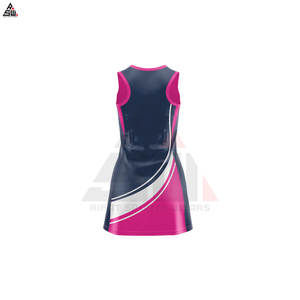 เครื่องแบบเน็ตบอลโพลีเอสเตอร์100% ระบายอากาศพิมพ์ลายแบบกำหนดเองโลโก้ได้สำหรับผู้ใหญ่สีดำ - Product Image 6