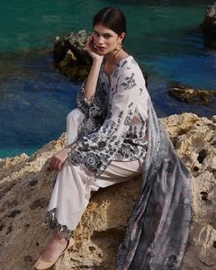 Bonitos trajes étnicos paquistaníes de diseñador de AJM Trade House 1079 - Product Image 3