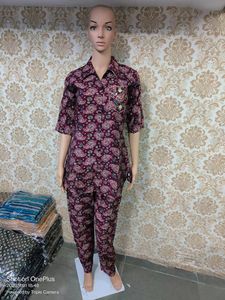 Presentando New Super Hit Trending cuello estampado viscoso Kurtis bottom set para mujeres venta en línea - Product Image 4