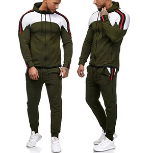 Conjunto de chándal de color de contraste personalizado Traje de correr con cremallera para hombre Ropa deportiva de moda Traje de dos piezas para entrenamiento y ropa informal - Product Image 1