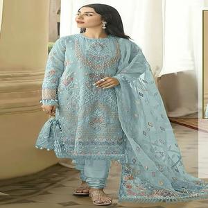 Belle tenue robe renard Georgette Salwar Suit & Dupatta avec multi fils et séquence Zari broderie point travail à la main - Product Image 1