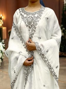 Les femmes musulmanes de style afghan portent des collections de costumes trois pièces en tissu de soie PURE GOLD CRUSH au prix de gros - Product Image 4