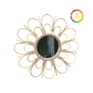 Espejo de decoración de pared de ratán hecho a mano y elegante para estilo de dormitorio - Product Image 5