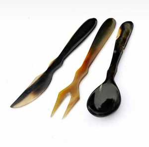 Juego de Cubiertos de Cuerno Hechos a Mano de Primera Calidad, Artesanía Atemporal, Clásicos, Duraderos, Regalos Empresariales Elegantes, Esenciales Naturales para la Mesa, India - Product Image 3