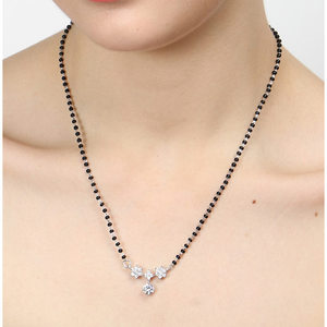 Compra un Mangalsutra de Plata Pura Chapado en Oro con Cuentas en Forma de Flor, un Collar Religioso Étnico con Diamantes y Perlas, un Regalo Perfecto para tu Esposa - Product Image 6