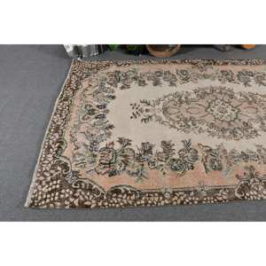 Vintage Turkish Rug Classic Beige <b>Brown</b> 5.6 X 9.4 ft Large Area Patchwork <b>Wool</b> with Latex Backing for Hallway or Bedroom - Product Image 3