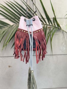 กระเป๋าถือสตรีน้ำหนักเบาทำจากหนังรีไซเคิลลายลูกกวาดเป็นมิตรต่อสิ่งแวดล้อม - Product Image 2