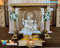 Décoration de hall d'entrée de mariage moderne la plus élégante, statue de Ganpati Ganesha Singhasan en bois de teck léger, décoration de mariage sud-indienne