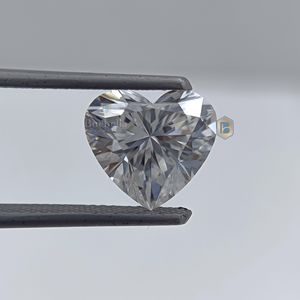 Forma de corazón blanco 1.0ct Moissanite Diamante suelto Corte a mano 20.0ct Joyería hecha a mano certificada - Product Image 3