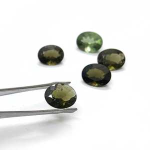 100% Piedra preciosa de moldavita de corte ovalado facetado natural Piedra preciosa de moldavita genuina de la República Checa a la venta a precios al por mayor OEM a granel - Product Image 4