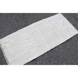 Tapis vintage 2,4 x 5,4 pieds, tapis, tapis rayé blanc en laine - Product Image 2