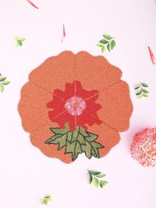 Hot Selling Modern Glass <b>Beaded</b> <b>Placemat</b> Wedding Dining Table Handicraft With Flower Shaped Top for Mat & Pads - Product Image 3