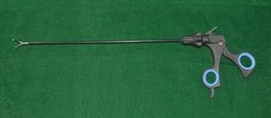 Mezcladores monopolares laparoscópicos Instrumentos de agarre de mandíbula de 90 grados 5mmX330 Instrumentos médicos quirúrgicos reutilizables de PENTAX quirúrgico - Product Image 5