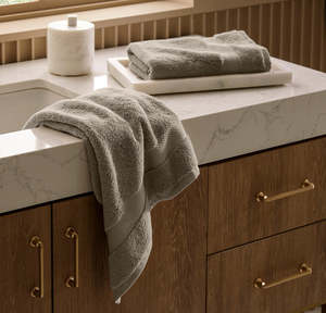 ผ้าขนหนูผ้าฝ้ายเนื้อนุ่มสีพื้น คุณภาพสูง สำหรับผู้ใหญ่ ใช้ในโรงแรมหรือที่บ้าน ซึมซับน้ำได้ดี แห้งเร็ว นุ่มฟู ป้องกันการแพ้ ชุดผ้าขนหนูอาบน้ำและเช็ดมือ 6 ชิ้น - Product Image 2