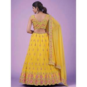 Precioso Lehenga Choli de Georgette con Hilo Amarillo para Bodas - Product Image 4