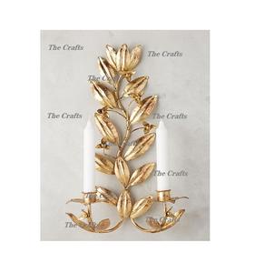 Ensemble de trois bougeoirs couleur or en métal de conception différente pour la décoration de la maison - Product Image 3