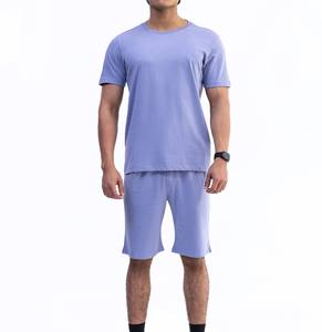 Ensembles jumeaux décontractés pour hommes T-shirts et shorts à manches courtes de haute qualité Vente en gros Vêtements d'été Conception respirante avec service OEM - Product Image 1