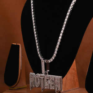 ROTSEN personnalisé nom Moissanite pendentif en diamant dans glacé Hip Hop Style artisanal lueur dans l'obscurité bijoux de corps pour cadeau - Product Image 3